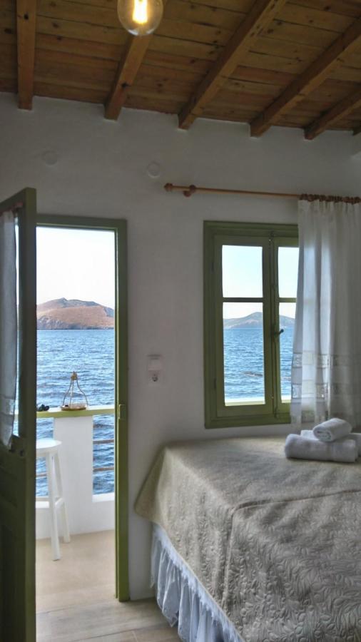 Milos By The Sea - Eco House Plaka  Luaran gambar
