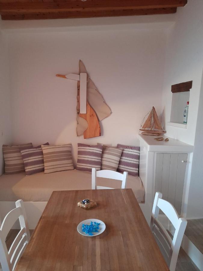 Milos By The Sea - Eco House Plaka  Luaran gambar